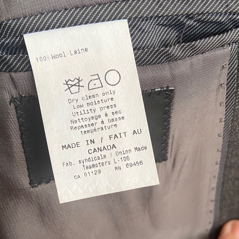 DKNY Men's Dark Gray Blazer - Picture 4 of 6